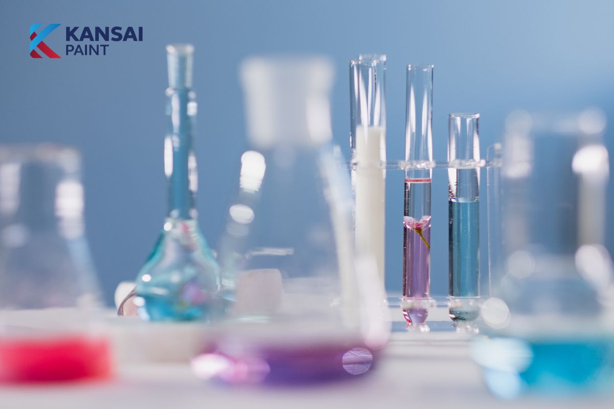 Sơn Kém Chất Lượng Và Những Hiểm Họa Khôn Lường Về Sức Khỏe 3 Thành phần của sơn