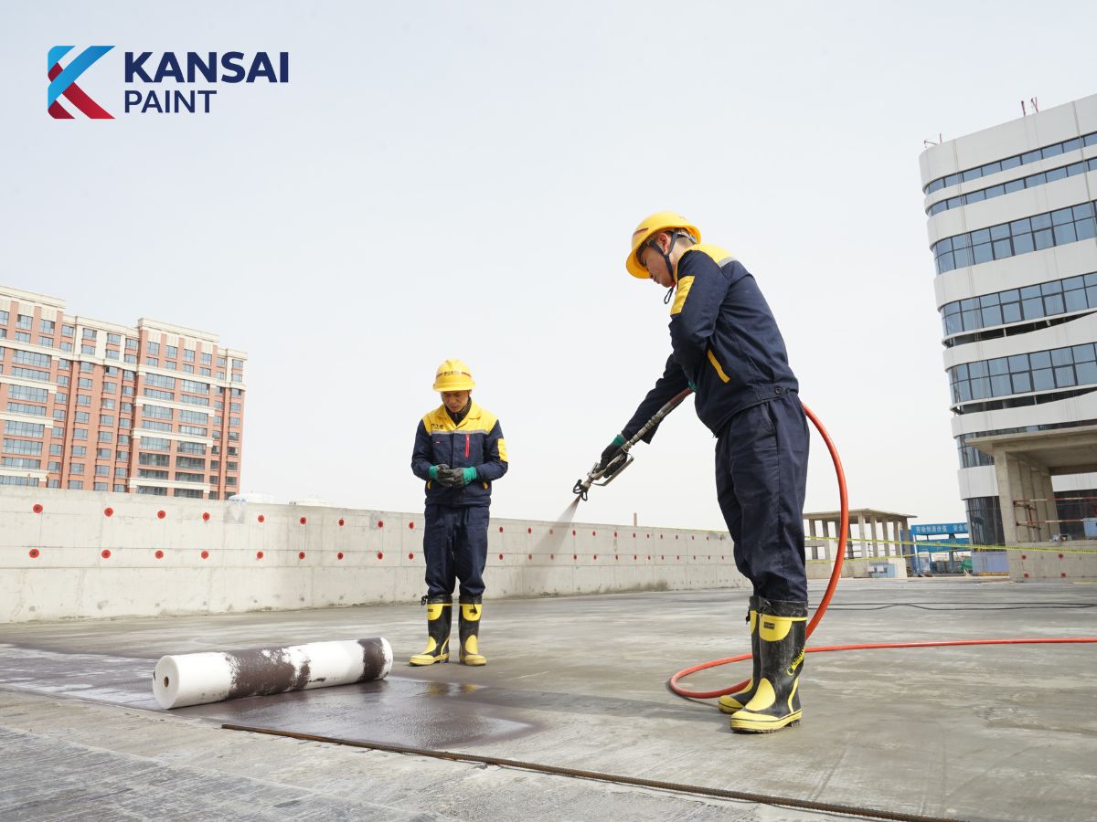 Sơn chống thấm ngoài trời có cần sơn lót không?