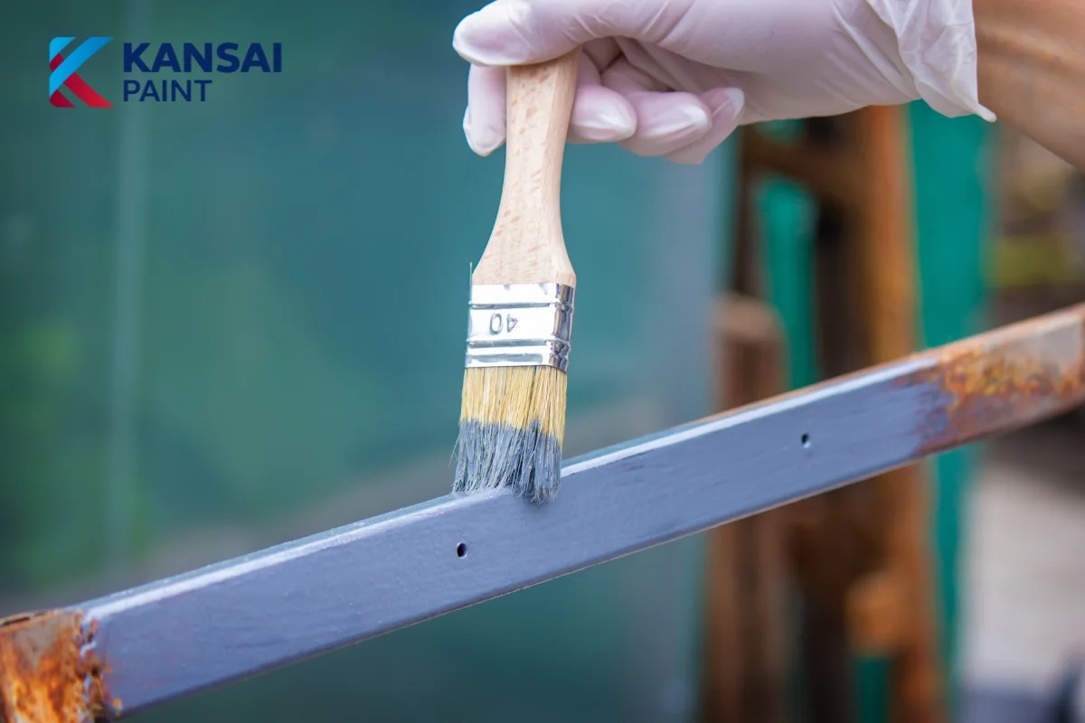 Cách Loại Bỏ Lớp Sơn Cũ Trên Sắt