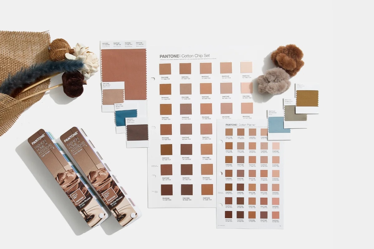 Màu Hot Trend 2025 Màu hot trend 2025