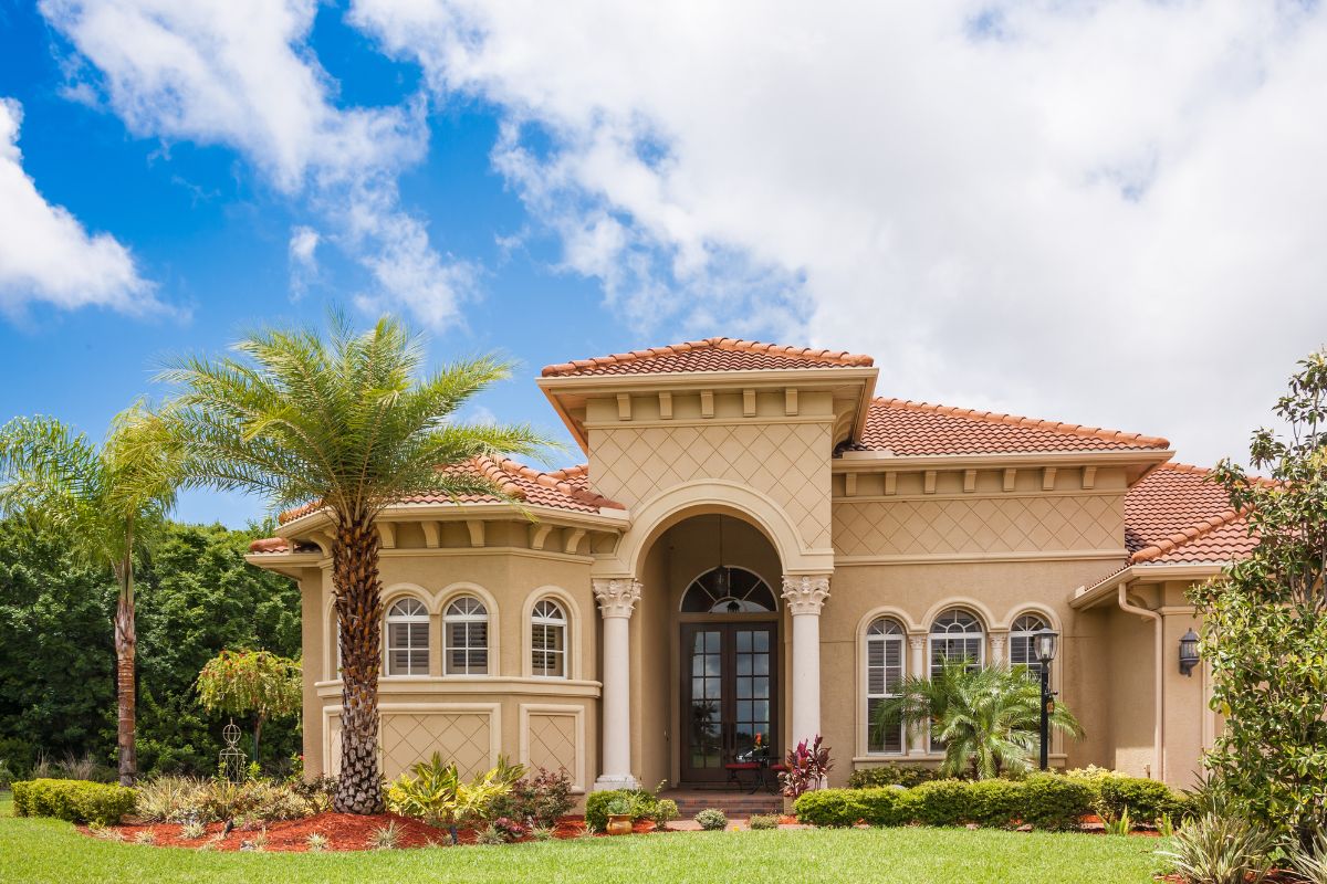 Nhà Ngói Đỏ Sơn Màu Gì Đẹp