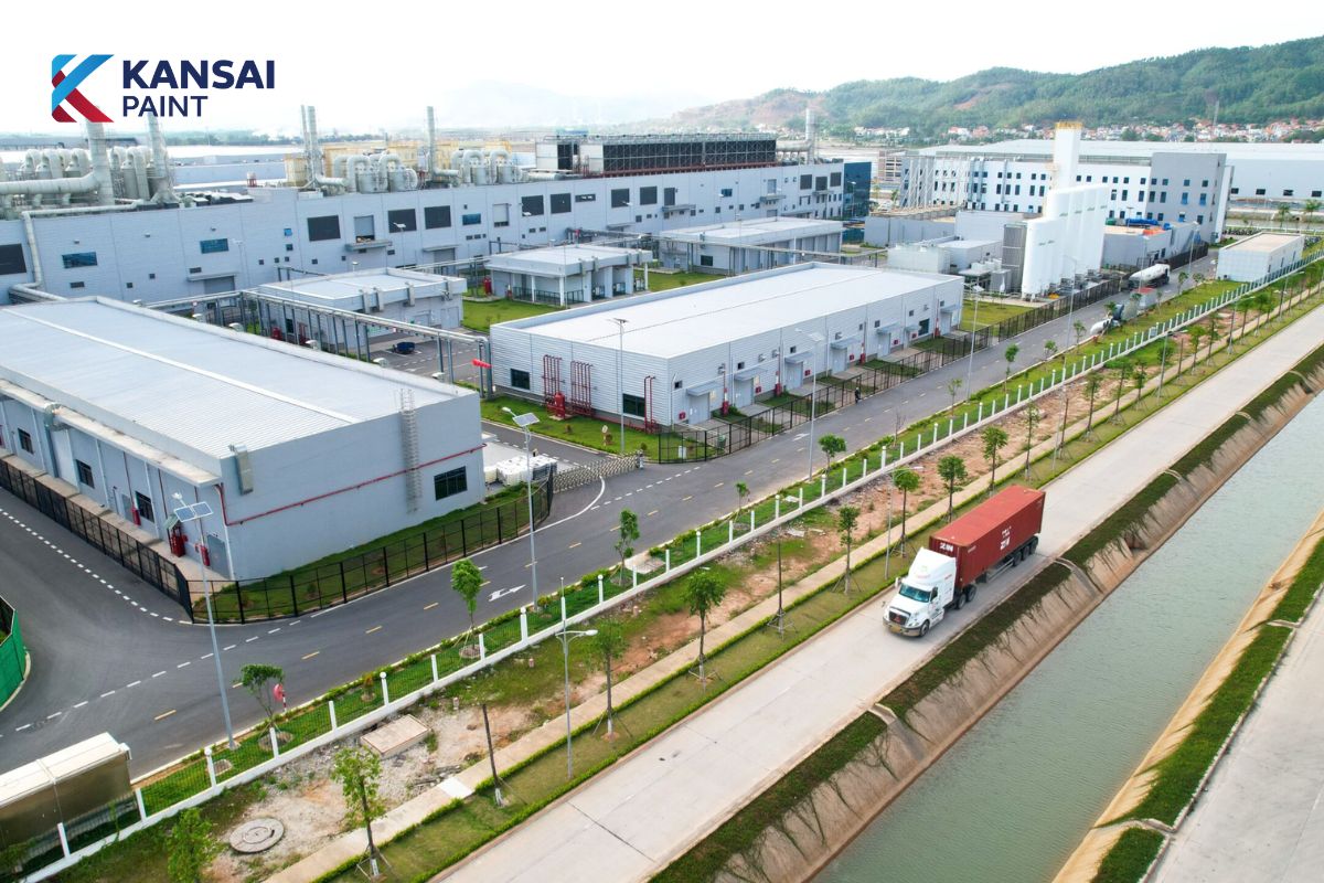 Chống Nóng Mái Tôn Nhà Xưởng